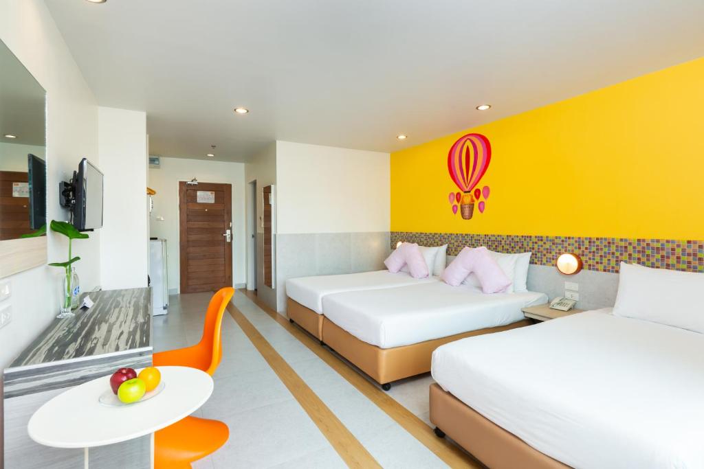 Triple Room with Balcony